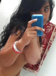 Desi Girls Nude Selfies Pics